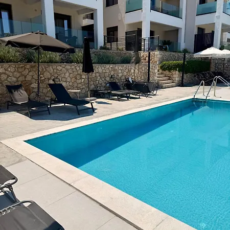 Kalma Lux Apartment Nikiana